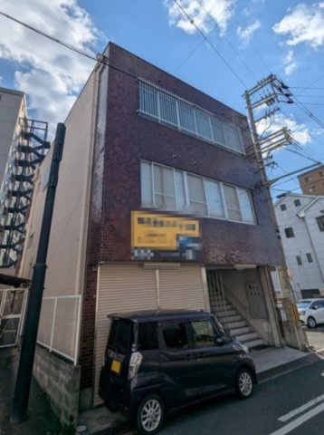 今西ビルの外観