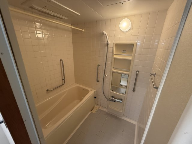 第２０千里ハイツの浴室