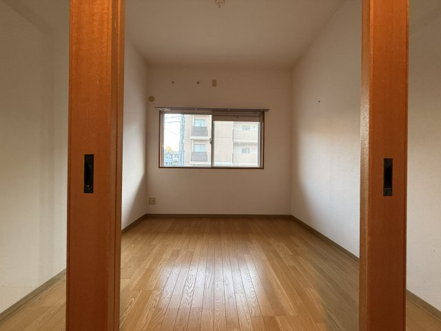 第２０千里ハイツの洋室