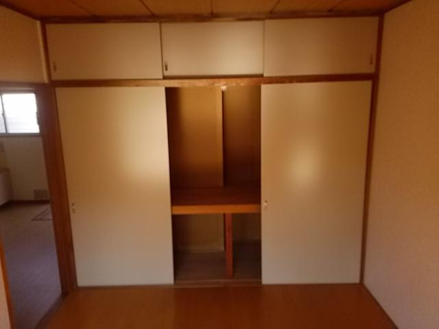 柴田ガーデンハイツＥ棟の収納
