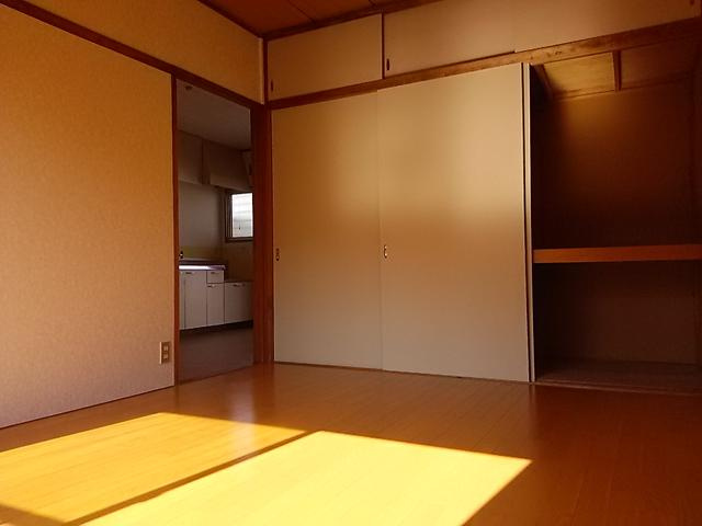 柴田ガーデンハイツＥ棟の洋室