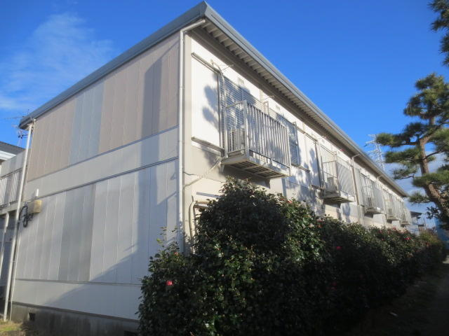 柴田ガーデンハイツＥ棟の外観