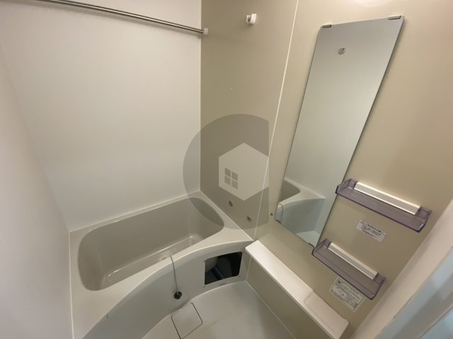 ファステート東大阪バレーナ　仲介手数料無料の浴室