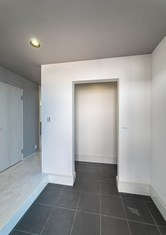 【玄関】 | 茅ヶ崎市松林2丁目第2 新築戸建 全10棟