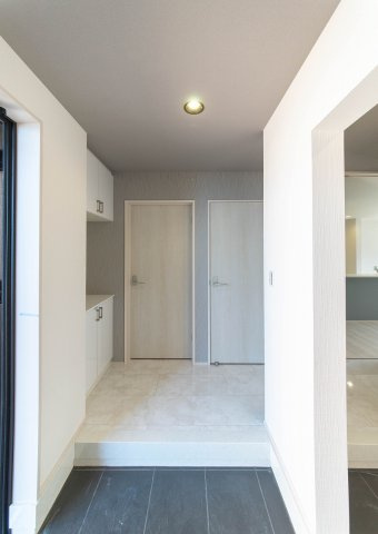 【玄関】 | 茅ヶ崎市松林2丁目第2 新築戸建 全10棟