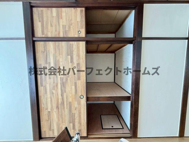杉山手2丁目戸建　賃貸の収納|たっぷりとした収納スペースです