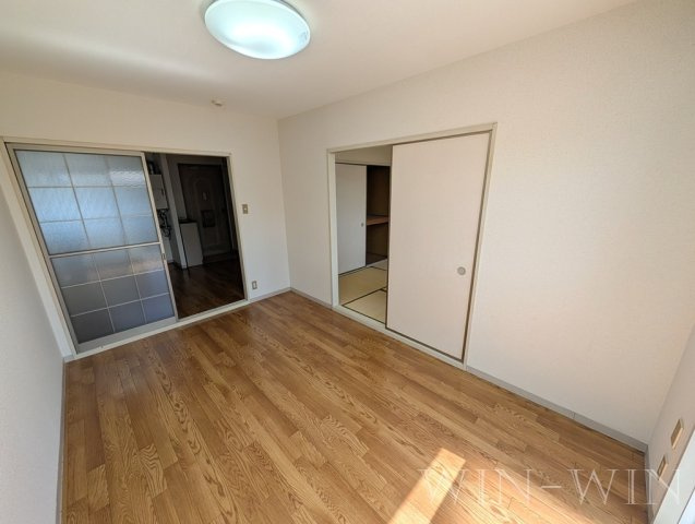 タウニィ吉川 Aの居間・リビング|イメージ（同建物内別部屋の写真です）