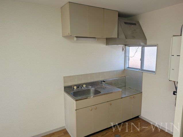 タウニィ吉川 Aのキッチン|イメージ（同建物内別部屋の写真です）