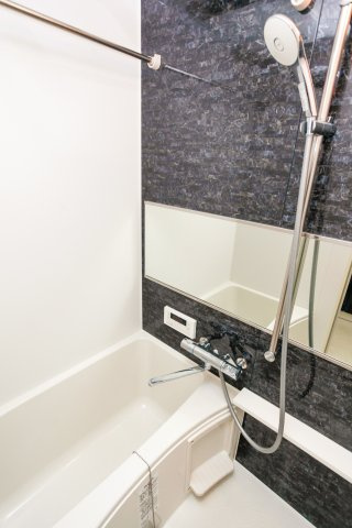 サヴォイラ・マリナ　ドゥ　ハカタ　13階の浴室|現状優先。