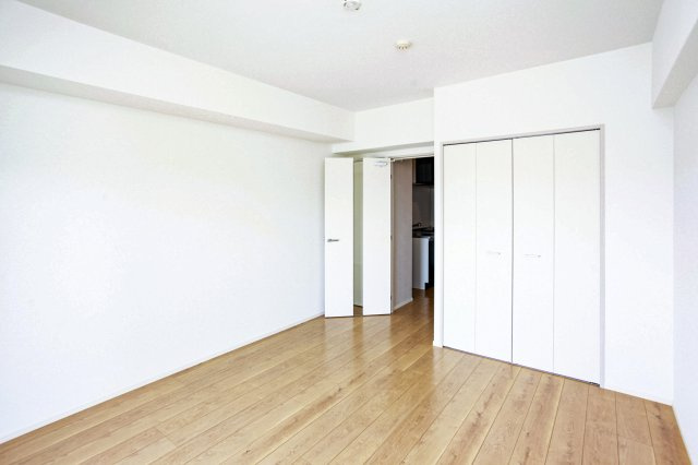 サヴォイラ・マリナ　ドゥ　ハカタ　13階の居間・リビング|現状優先。