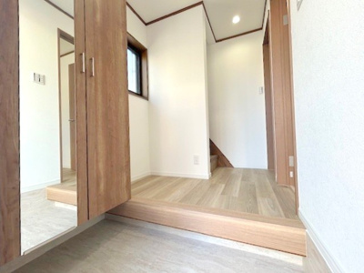 【玄関】 | 高槻市辻子3丁目戸建