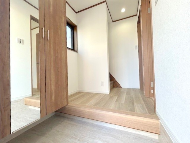 【玄関】 | 高槻市辻子3丁目戸建