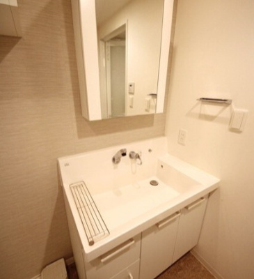 【洗面所】 | ファインステージ新横浜 | 人気の独立洗面台♪