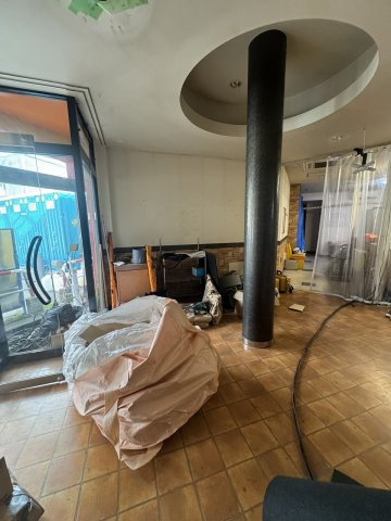 秋和中古店舗のその他