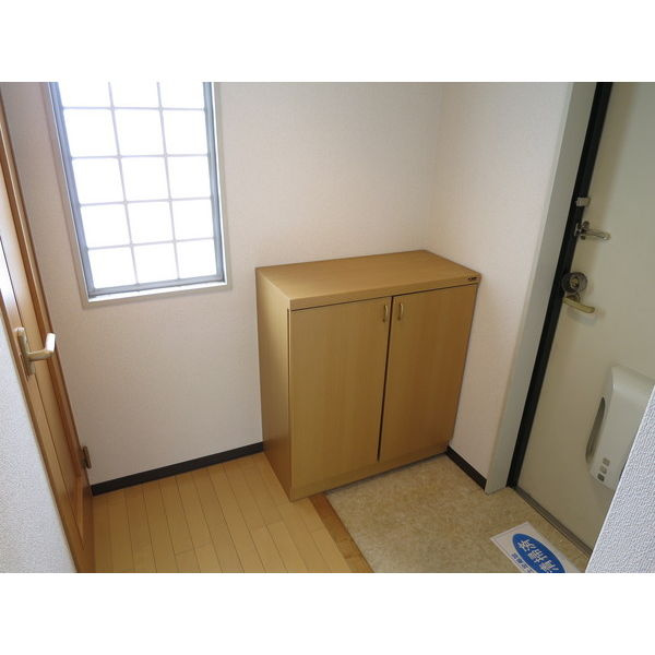 ライフステージ白壁II　名古屋市賃貸　仲介手数料無料の玄関