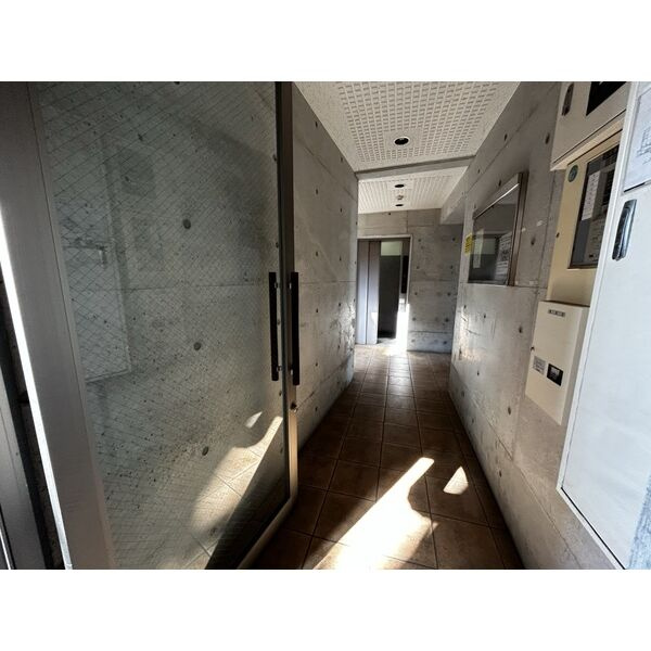 ライフステージ白壁II　名古屋市賃貸　仲介手数料無料のロビー