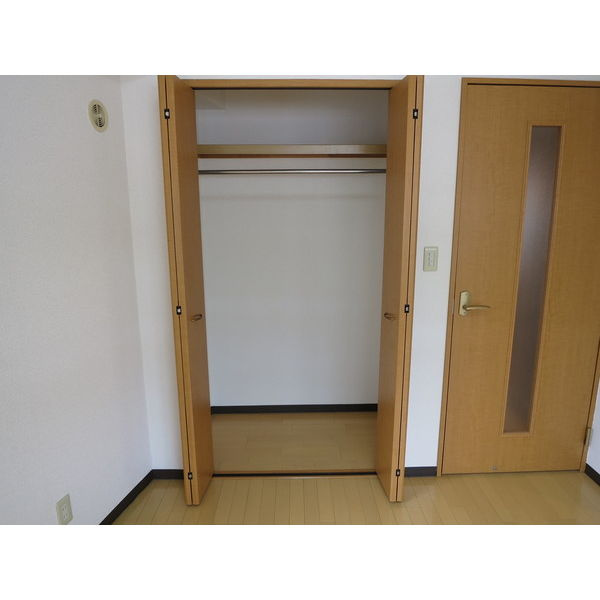 ライフステージ白壁II　名古屋市賃貸　仲介手数料無料の収納