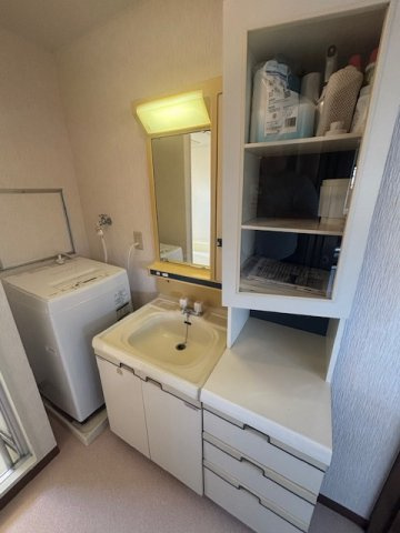 春日第一ビルの独立洗面台