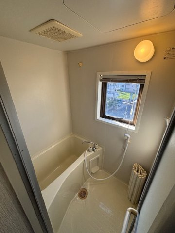 春日第一ビルの浴室