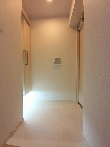 メゾン　ブランドブランの玄関