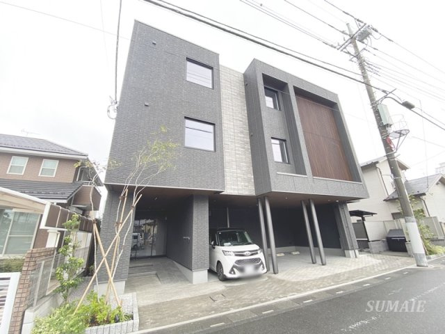 ラ・メゾン・カノン桜木町 