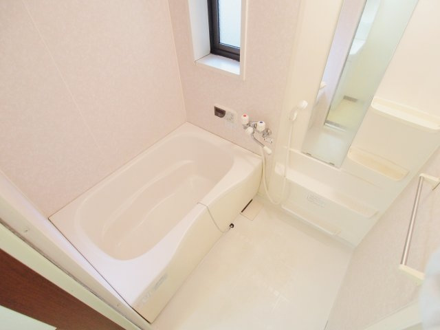 グレースコートAKIの浴室