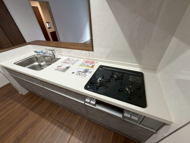 【１号棟】越谷市下間久里新築戸建てのキッチン