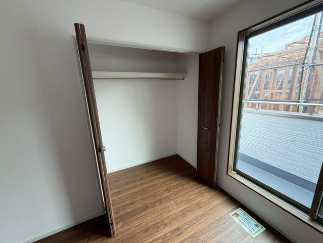 【１号棟】越谷市下間久里新築戸建ての収納