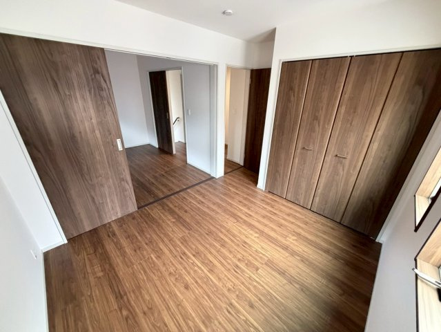 【１号棟】越谷市下間久里新築戸建ての洋室