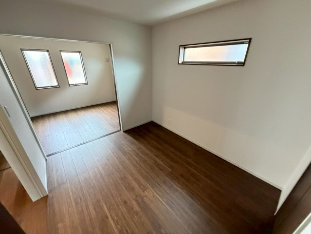 【１号棟】越谷市下間久里新築戸建ての洋室