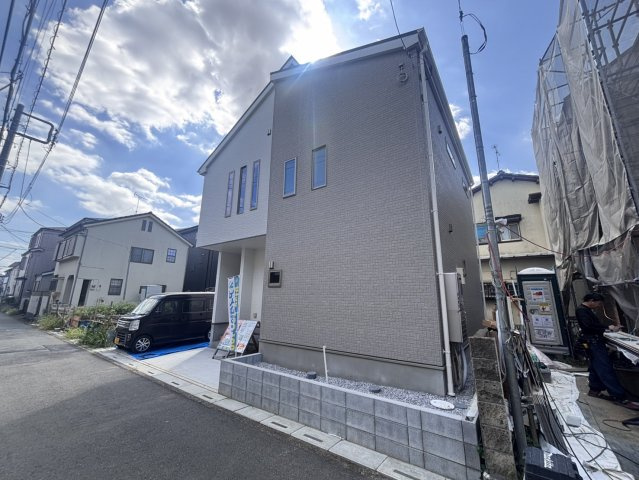 【１号棟】越谷市下間久里新築戸建ての外観