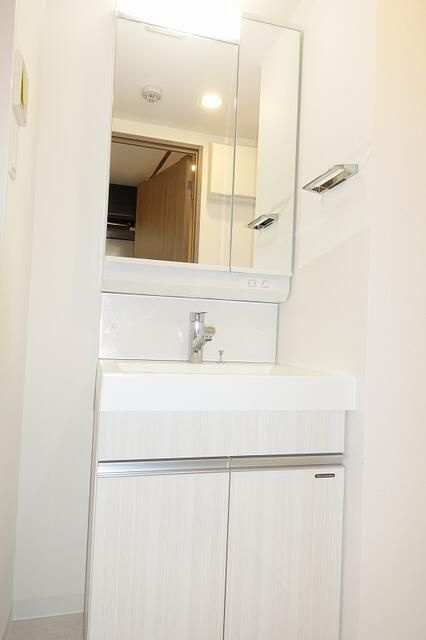 ウィリアＧＲＯＷＳ高島平の洗面所