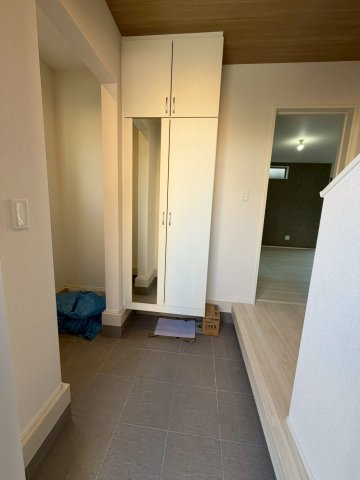 越谷市大竹新築戸建ての玄関