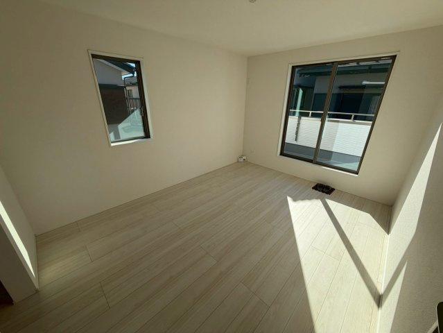越谷市大竹新築戸建ての洋室