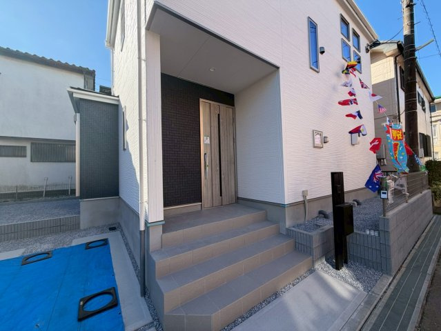 越谷市大竹新築戸建ての玄関