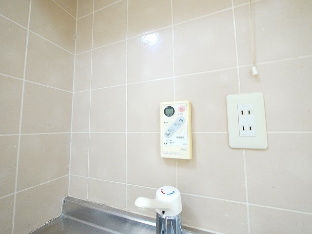 ソレイユ（田部町）の設備|給湯リモコン