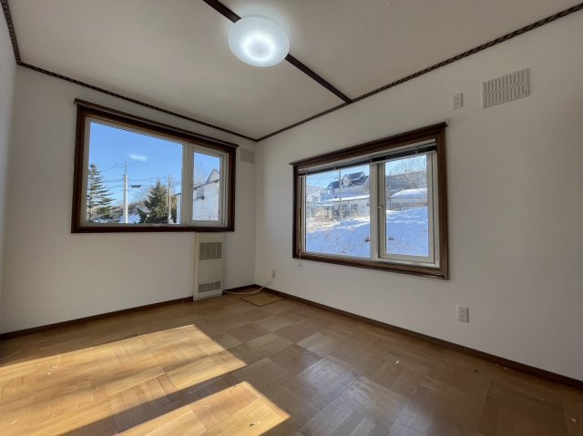 春採2丁目25借家の内装