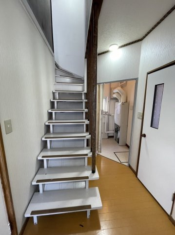 春採2丁目25借家の内装