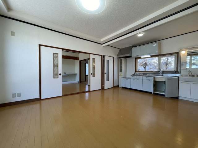 春採2丁目25借家の居間・リビング