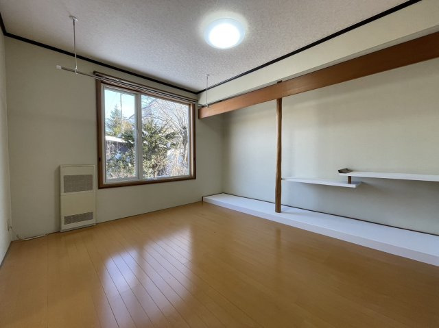 春採2丁目25借家の内装