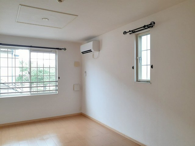 カレント・レジデンスの居間・リビング