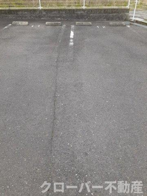 【駐車場】 | グリーン　ブリッサ