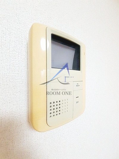 ベル・メゾンのセキュリティ|モニター付きインターホンです。