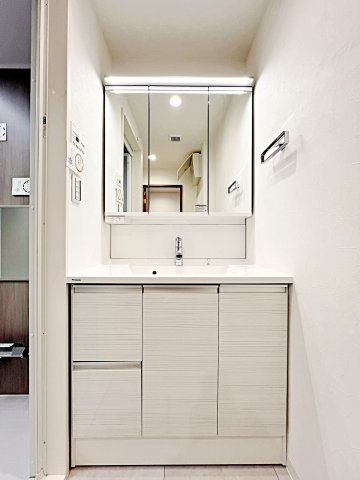 サーパス上溝第２の独立洗面台|独立洗面台です