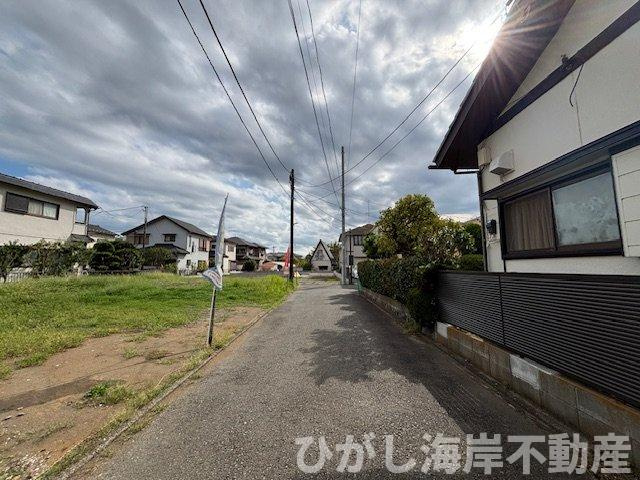 茅ヶ崎市美住町　新築戸建　全6棟の前面道路含む現地写真|現地外観