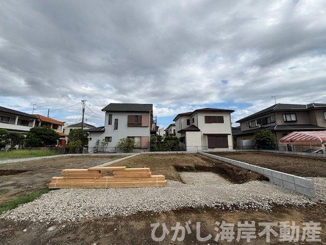 茅ヶ崎市美住町　新築戸建　全6棟の外観|9月16日撮影　建築前　現地外観