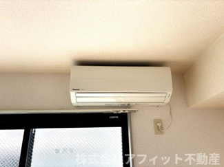 【設備】 | カーサ・あじさい | エアコン