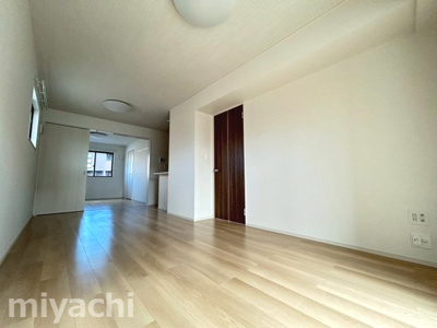 【内装】 | ヘーリオス