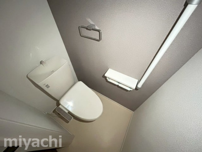 【トイレ】 | ヘーリオス