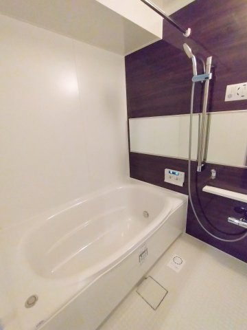 サンクタスガーデン砧の浴室|コンパクトで使いやすいお風呂です